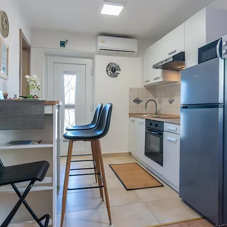 With Parking Space Kostrena, Rijeka - 25834 Apartament Kostrena