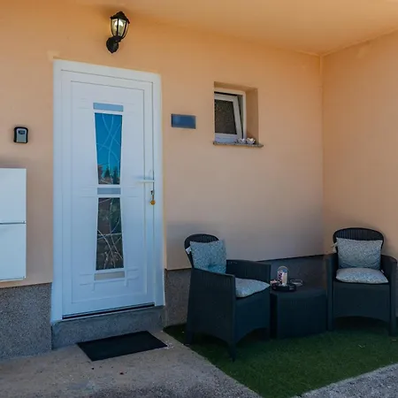 With Parking Space Kostrena, Rijeka - 25834 Apartament *
