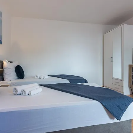 Apartman With Parking Space Kostrena, Rijeka - 25834 Kostrena