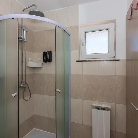 Apartmán With Parking Space Kostrena, Rijeka - 25834 Kostrena